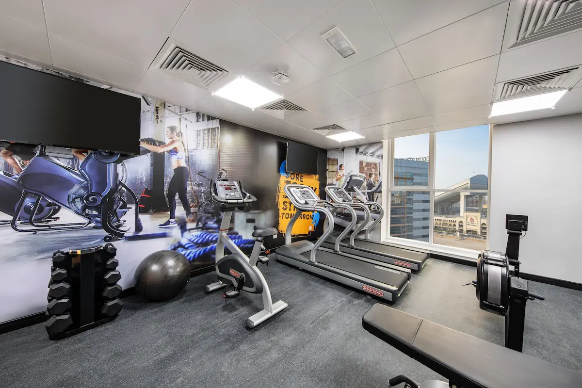 باشگاه بدنسازی هتل سیتی مکس البرشا دبی